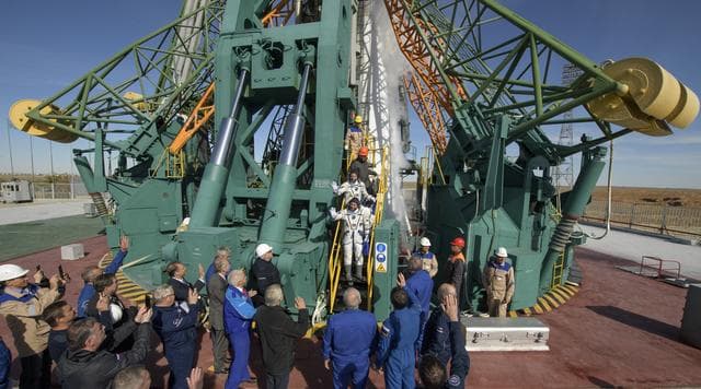 NASA image: Expedition 57 Crew Farewell