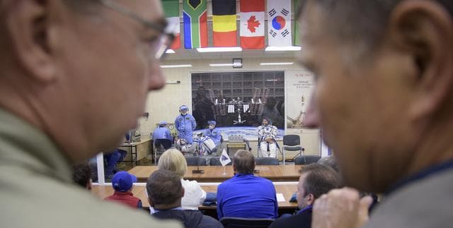 NASA image: Expedition 57 Preflight