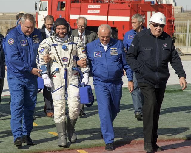NASA image: Expedition 57 Crew Farewell