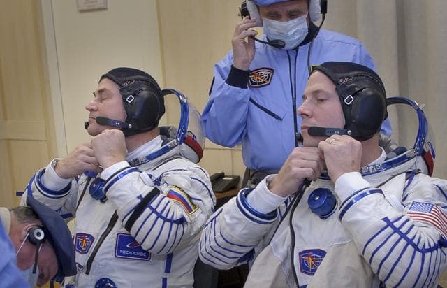 NASA image: Expedition 57 Preflight