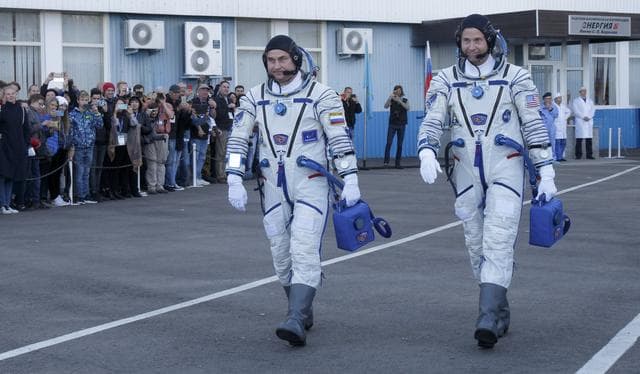 NASA image: Expedition 57 Preflight