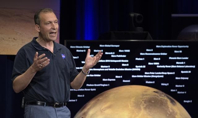 NASA image: Mars InSight Pre-Landing Briefing