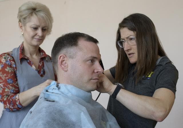 NASA image: Expedition 59 Crew Haircuts