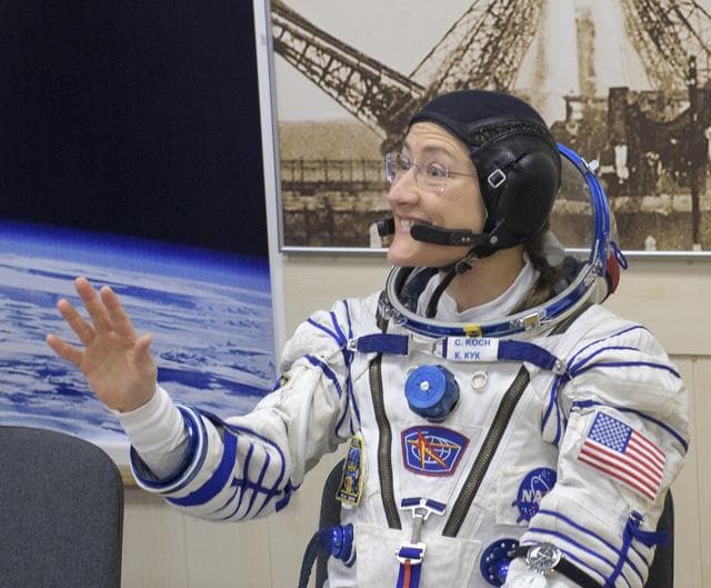 NASA image: Expedition 59 Preflight