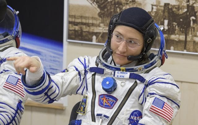 NASA image: Expedition 59 Preflight