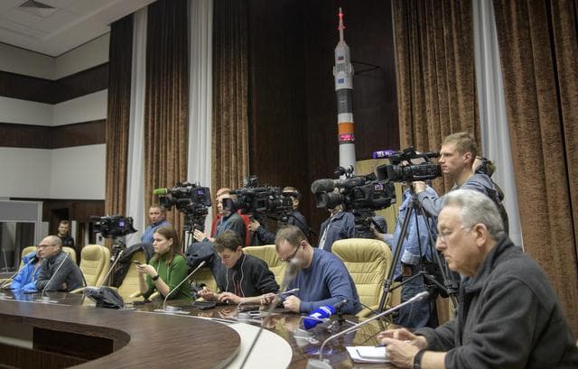 NASA image: Expedition 59 Post Docking Press Conference