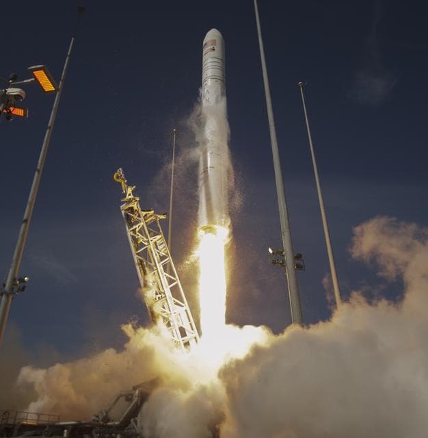 NASA image: Northrop Grumman Antares CRS-11 Launch