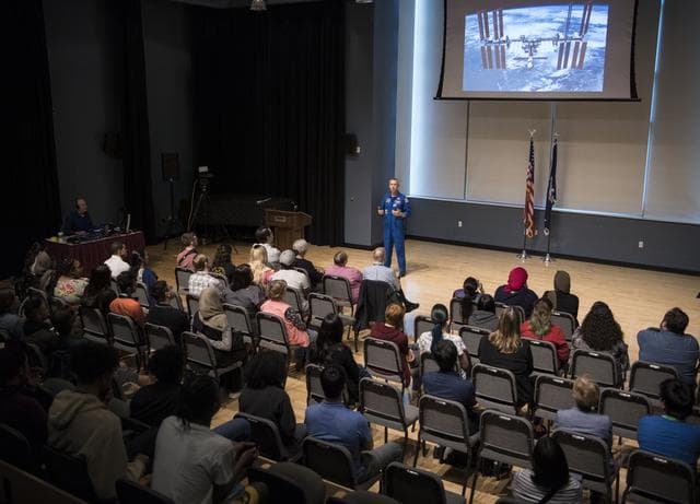 NASA image: Astronaut Drew Feustel Visits NOVA Community College