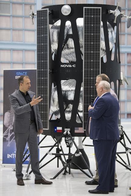 NASA image: Commercial Lunar Payload Services Announcement