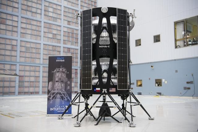 NASA image: Commercial Lunar Payload Services Announcement