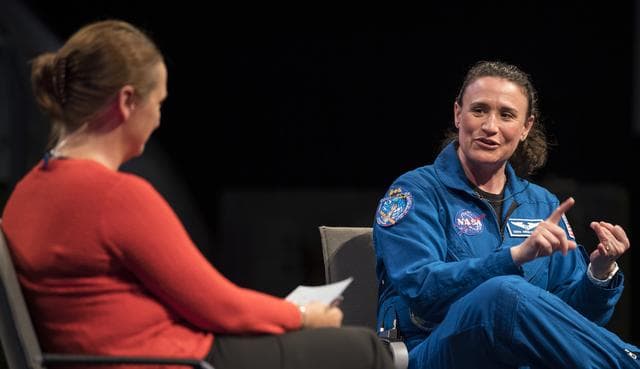 NASA image: Astronaut Auñón-Chancellor at NASM
