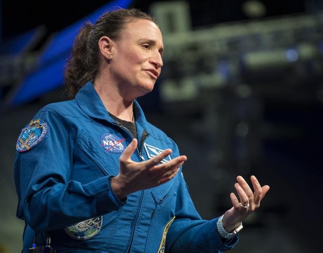 NASA image: Astronaut Auñón-Chancellor at NASM
