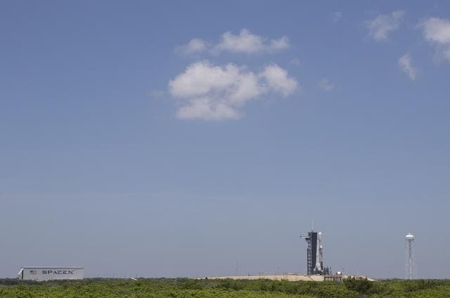 NASA image: SpaceX Falcon Heavy DoD STP-2 Launch