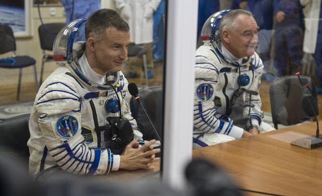 NASA image: Expedition 60 Preflight