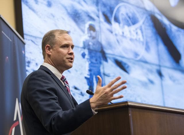 NASA image: Women's Caucus Event on Artemis