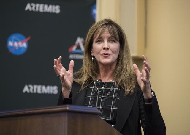 NASA image: Women's Caucus Event on Artemis