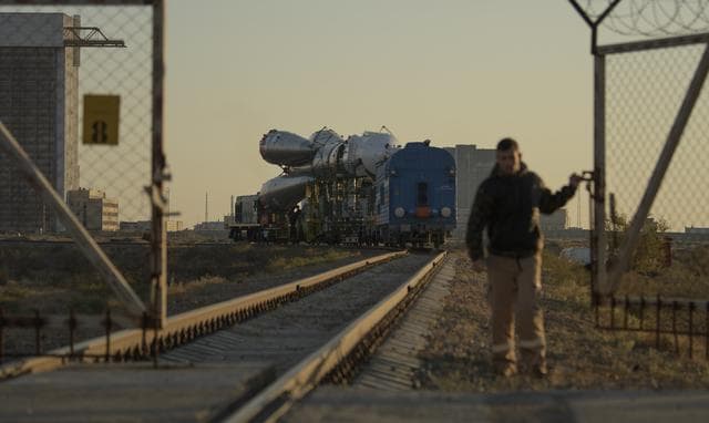 NASA image: Expedition 61 Preflight