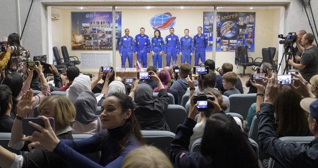 NASA image: Expedition 61 Press Conference