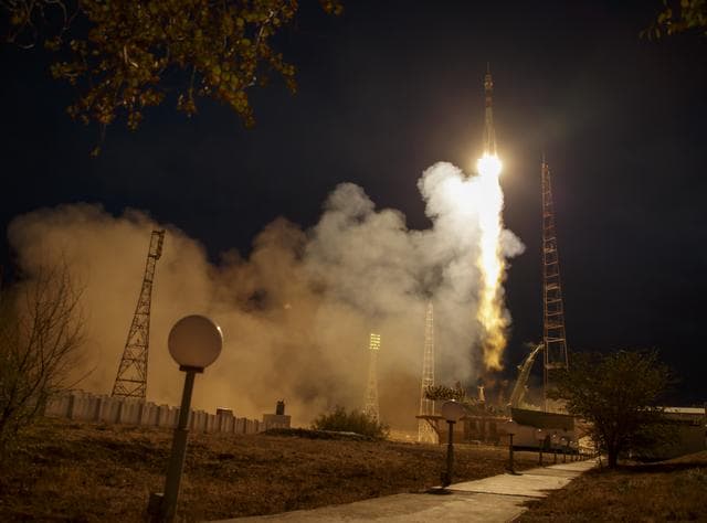 NASA image: Expedition 61 Launch