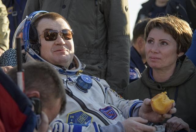 NASA image: Expedition 60 Soyuz MS-12 Landing