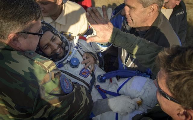 NASA image: Expedition 60 Soyuz MS-12 Landing