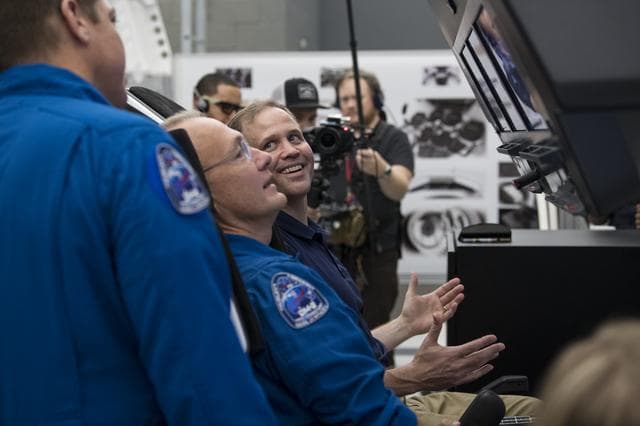 NASA image: NASA Administrator Visits SpaceX HQ