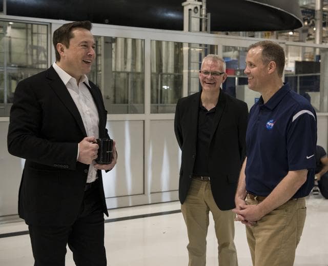 NASA image: NASA Administrator Visits SpaceX HQ