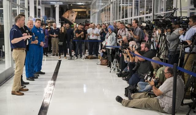 NASA image: NASA Administrator Visits SpaceX HQ