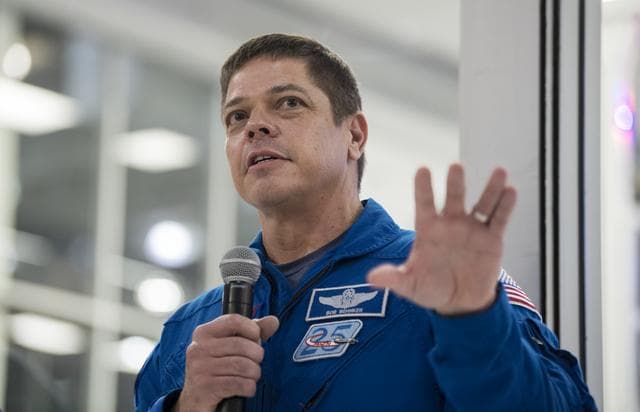 NASA image: NASA Administrator Visits SpaceX HQ