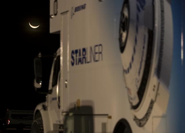 Boeing CST-100 Starliner Landing
