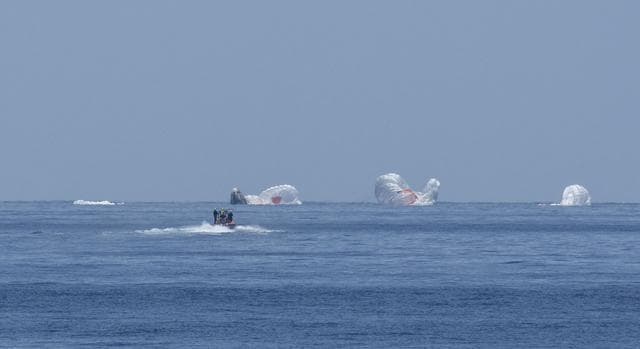 NASA image: SpaceX Demo-2 Landing
