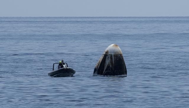 NASA image: SpaceX Demo-2 Landing