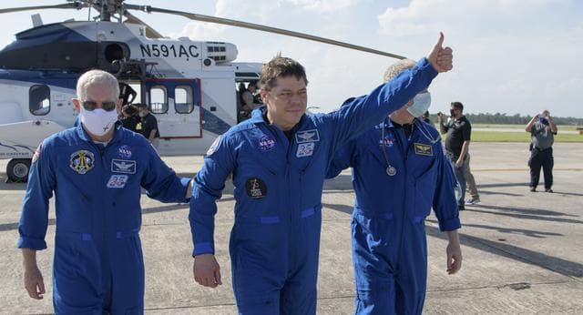 NASA image: SpaceX Demo-2 Landing