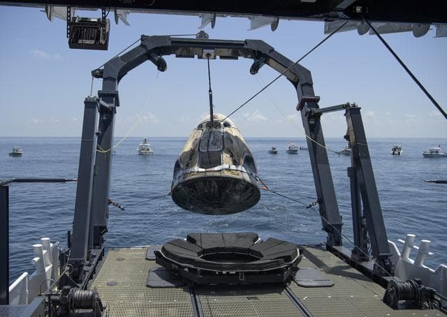 NASA image: SpaceX Demo-2 Landing