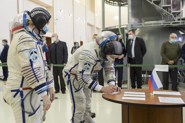 NASA image: Expedition 64 Crew Qualification Exams