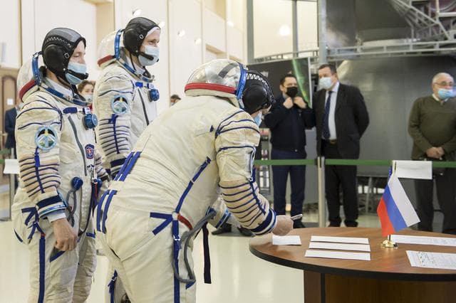 NASA image: Expedition 64 Crew Qualification Exams