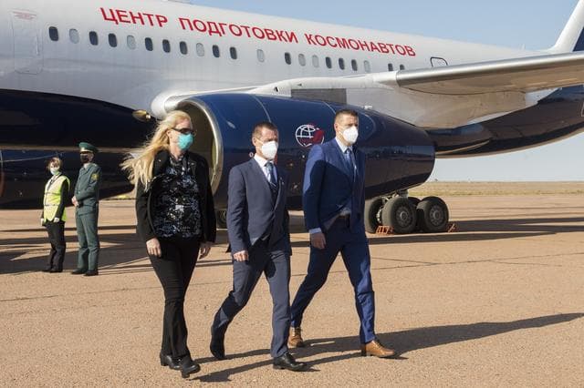 Expedition 64 Arrival in Baikonur