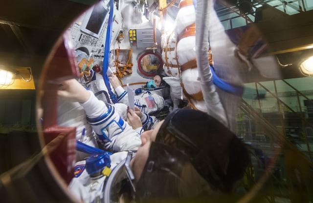 NASA image: Expedition 64 Preflight
