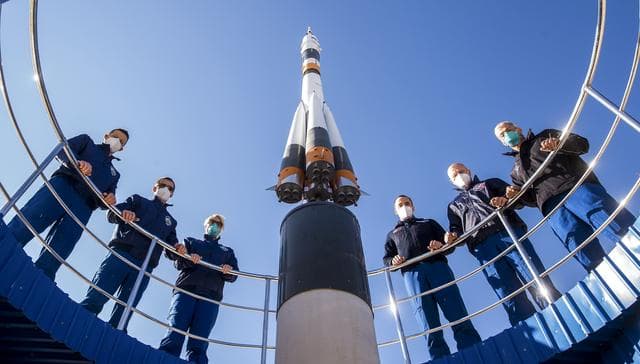 NASA image: Expedition 64 Preflight