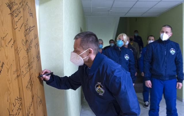 Expedition 64 Preflight