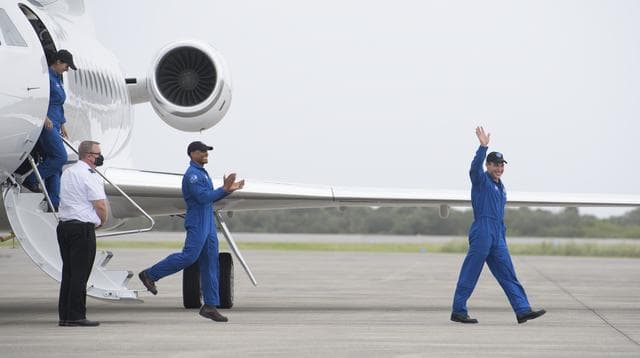 NASA image: SpaceX Crew-1 Crew Arrival