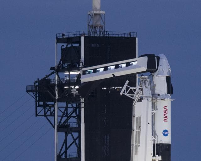 NASA image: SpaceX Crew-1 Preflight