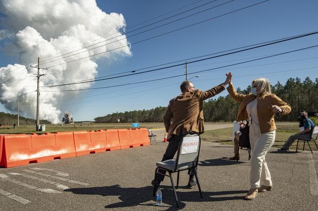 NASA image: Second Hot Fire Test of SLS Rocket Core Stage