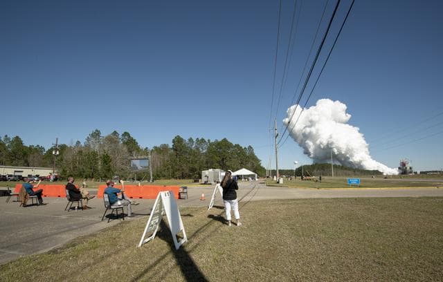 NASA image: Second Hot Fire Test of SLS Rocket Core Stage
