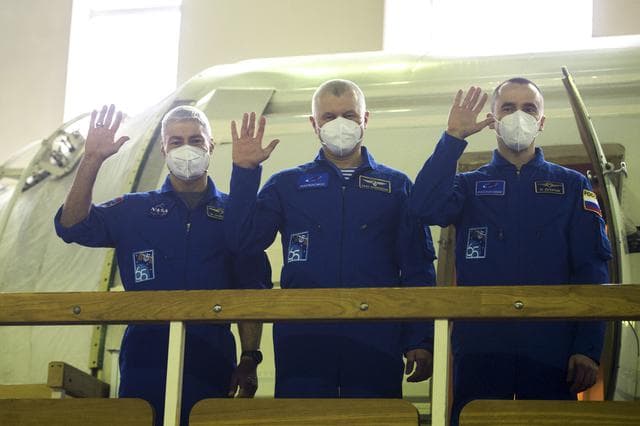 NASA image: Expedition 65 Crew Qualification Exams