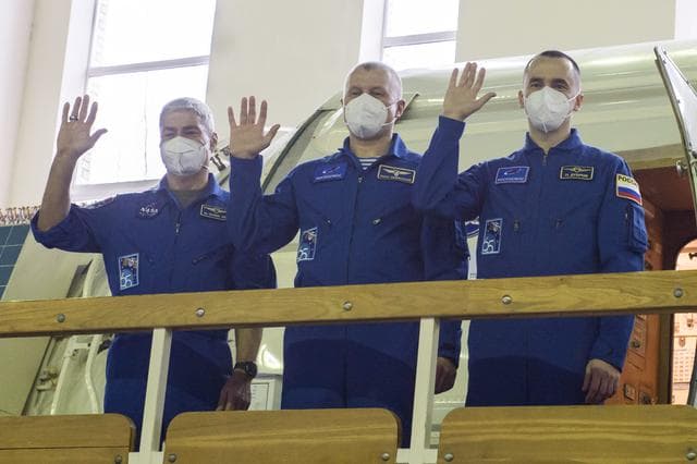 NASA image: Expedition 65 Crew Qualification Exams