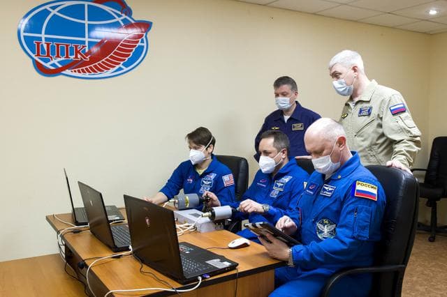 NASA image: Expedition 65 Preflight