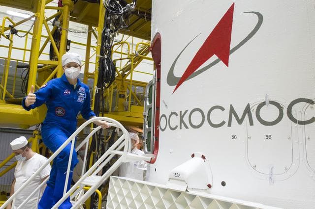 NASA image: Expedition 65 Preflight