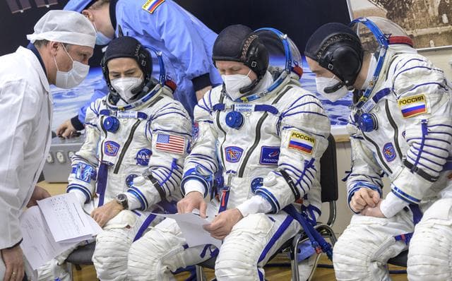 NASA image: Expedition 65 Preflight