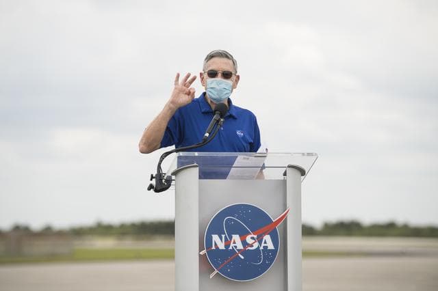 NASA image: SpaceX Crew-2 Crew Arrival